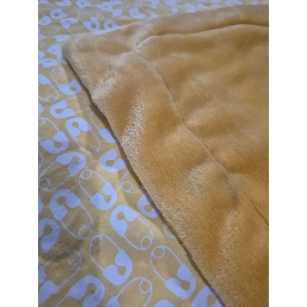 Handmade Flannel & Fleece Baby Blanket – Mustard Yellow Safety Pin Print